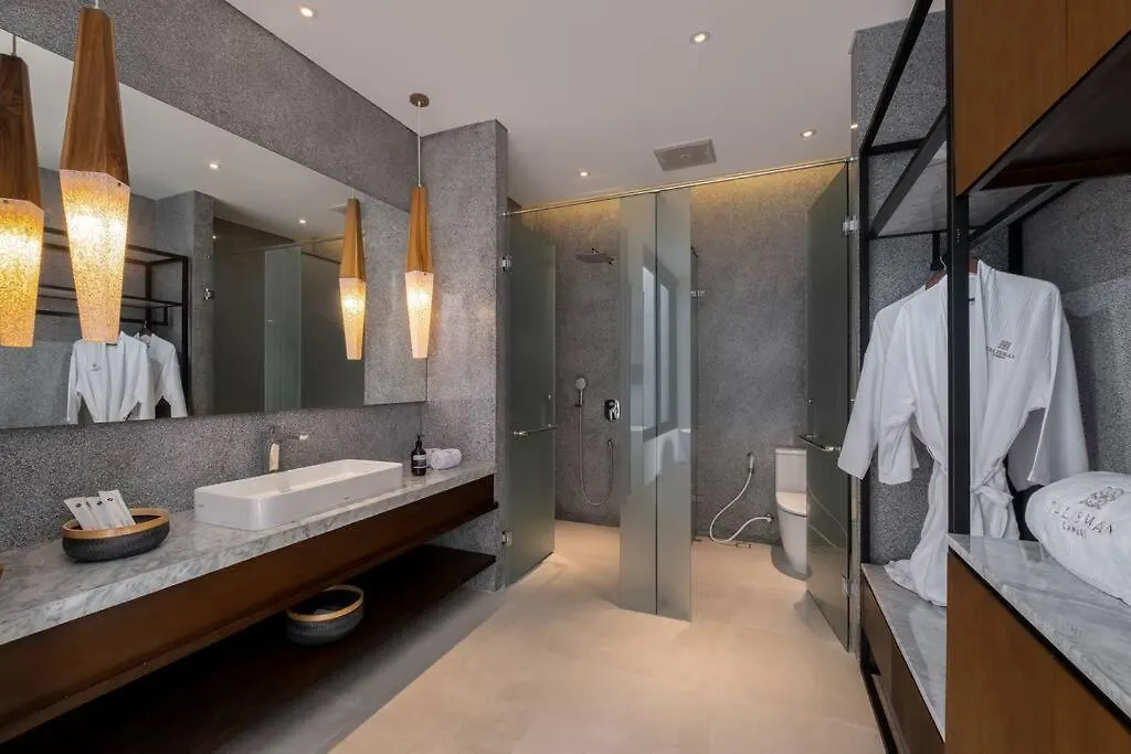 Villa Talisman - Luxury Rooftop Canggu Villa Only 5 Mins To Beach