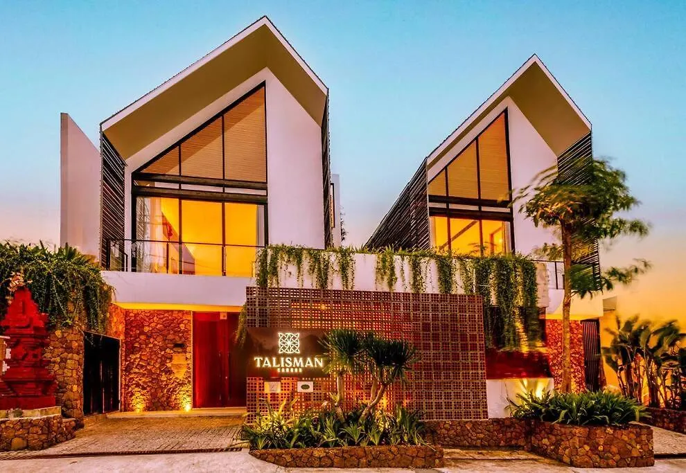 Villa Talisman - Luxury Rooftop Canggu Villa Only 5 Mins To Beach 0*, Canggu (Bali)